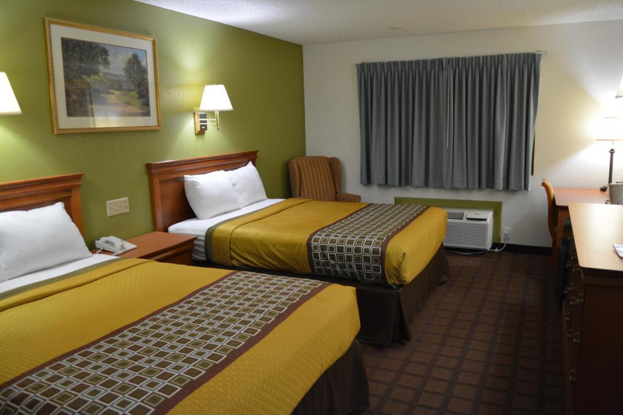 Bloomer Inn & Suites Extérieur photo