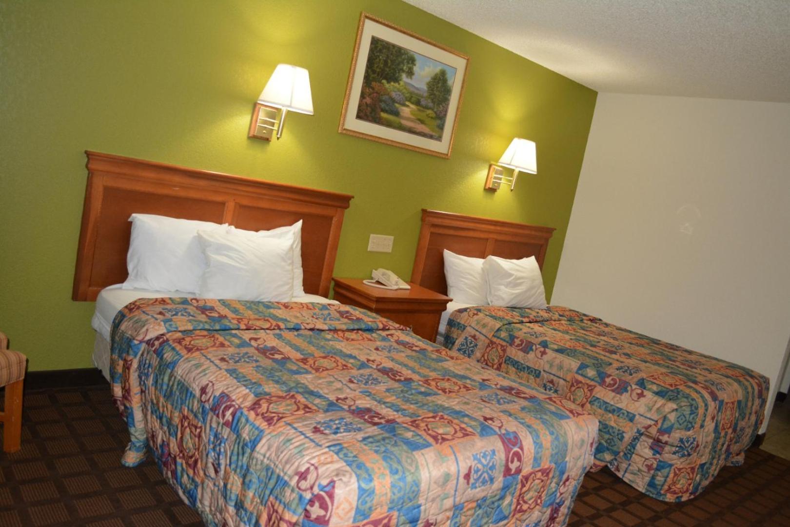 Bloomer Inn & Suites Extérieur photo