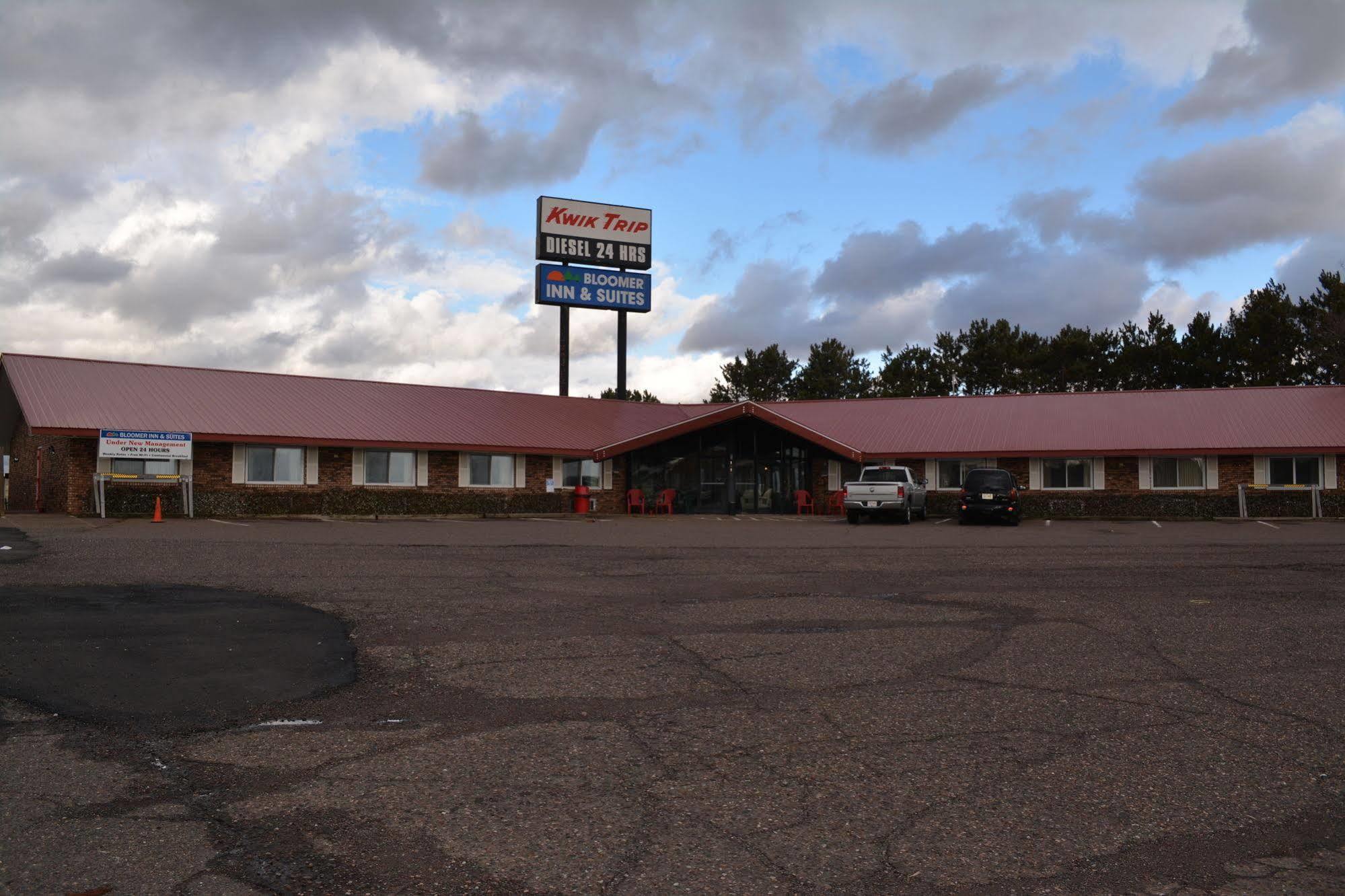 Bloomer Inn & Suites Extérieur photo