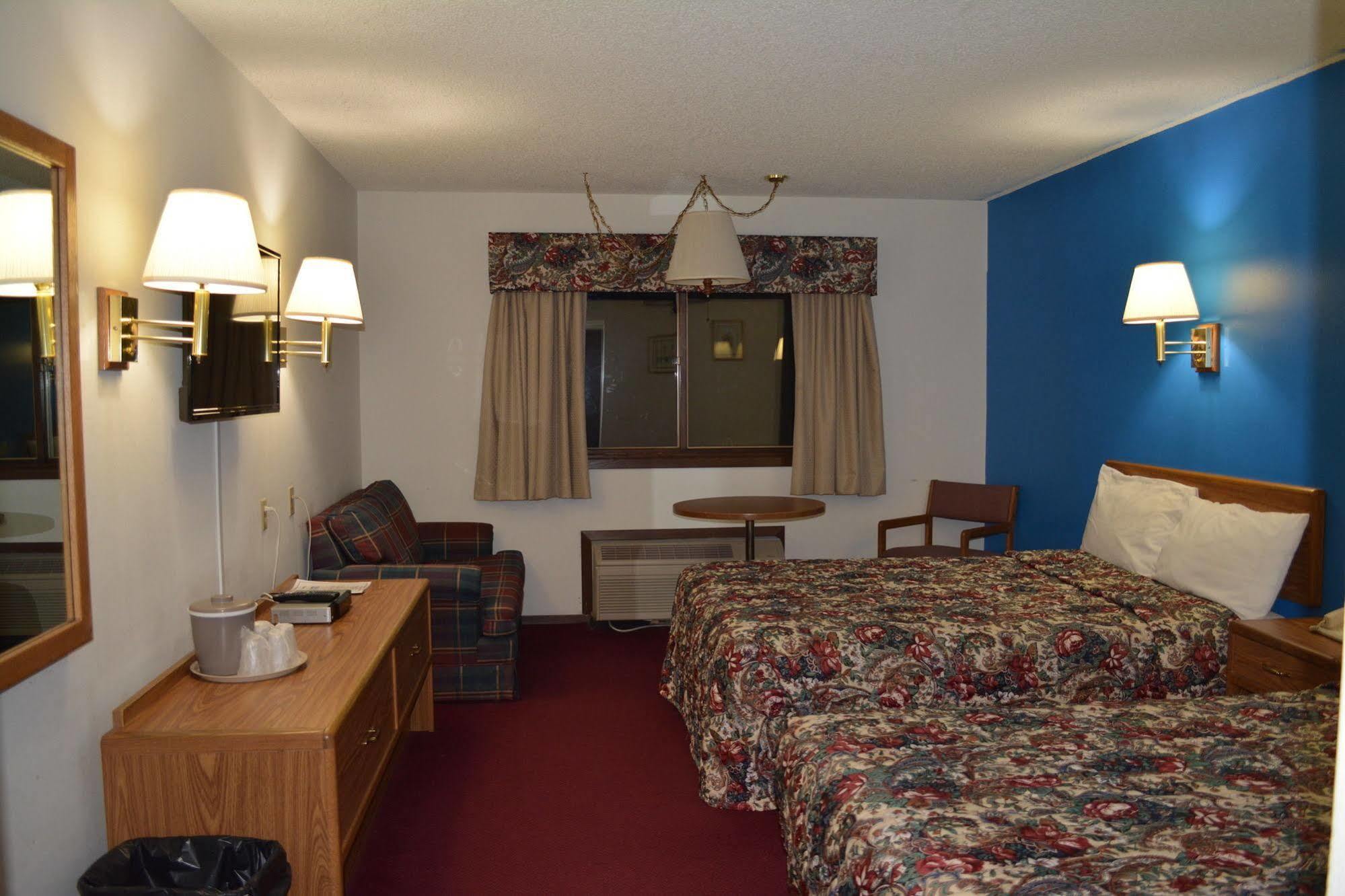 Bloomer Inn & Suites Extérieur photo