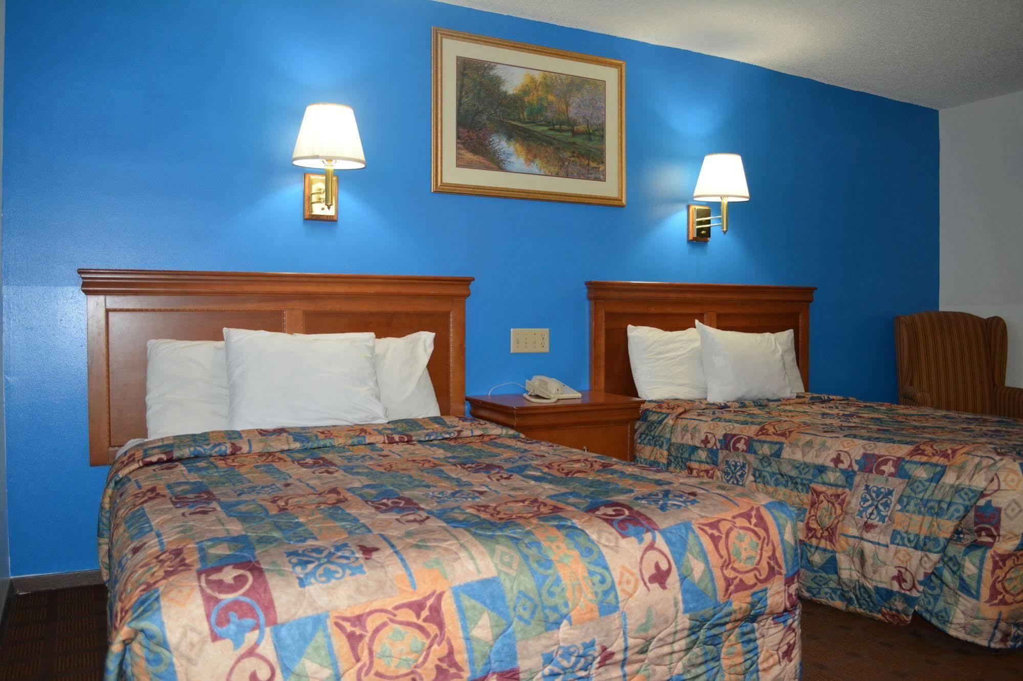 Bloomer Inn & Suites Extérieur photo