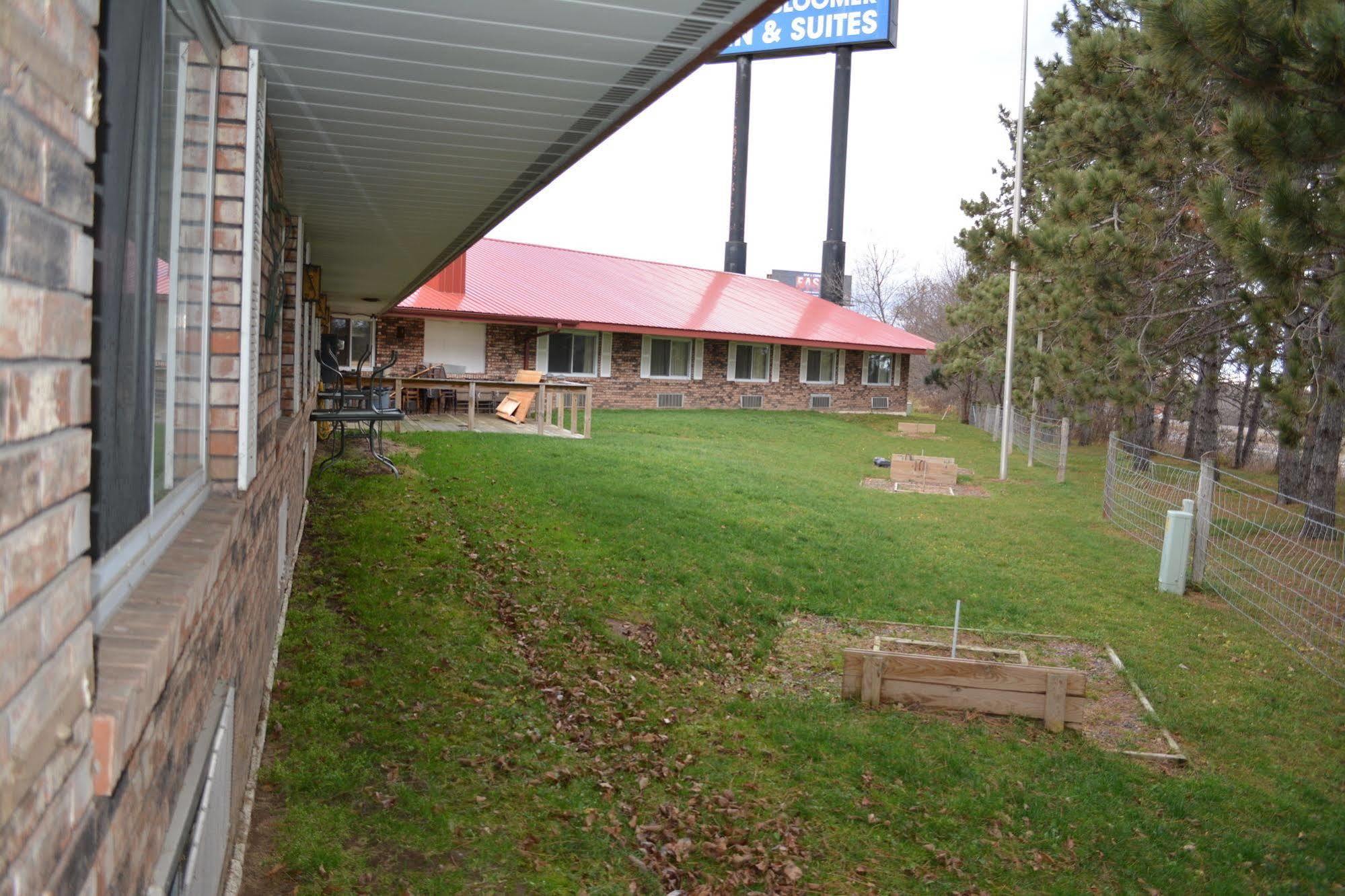 Bloomer Inn & Suites Extérieur photo